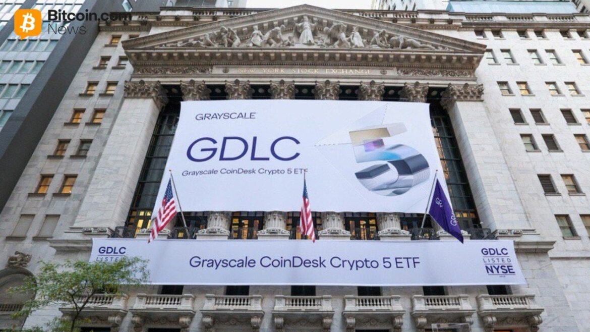 grayscale-nyse-bell.jpg